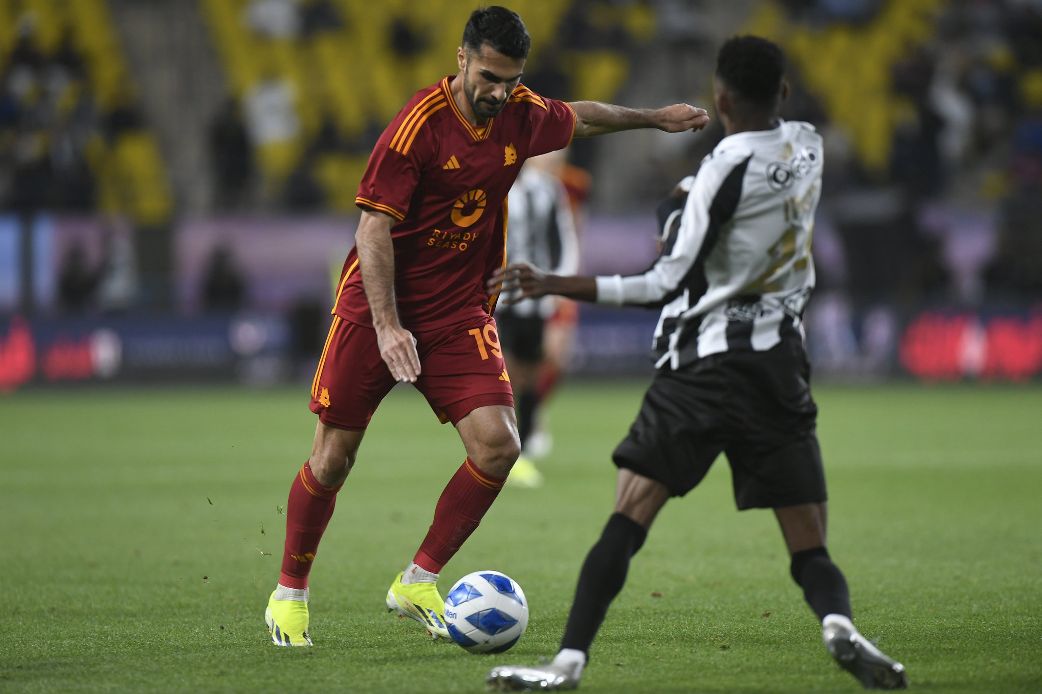 transferde dev yaris galatasaray ve fenerbahce romayi sikistirdi 1 Y9qzlj1c