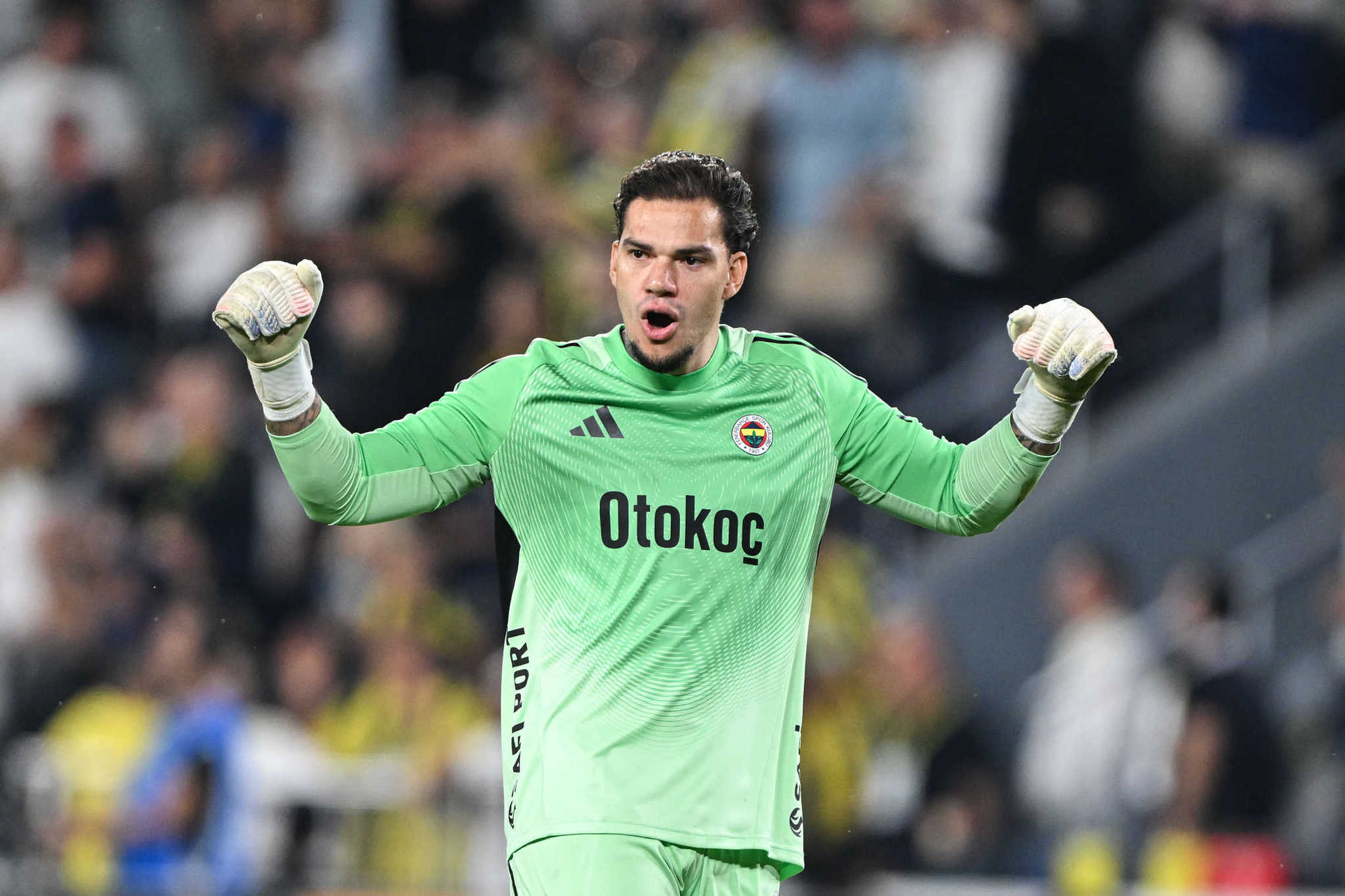 transferde dugumu ederson cozecek duyna kupasi sonrasi 1 3SRSWReu