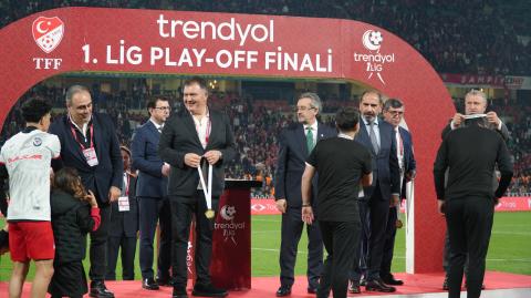 Trendyol Muhteşem Lig'e Yükselen Arca Çorum FK, Kupasını Aldı 12 trendyol muhtesem lige yukselen arca corum fk kupasini aldi 10 lczd4mvX