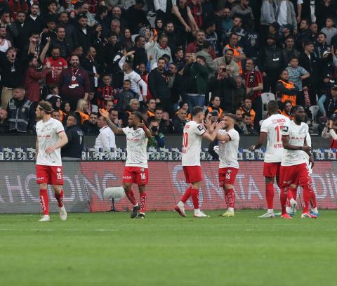 Trendyol Muhteşem Lig'e Yükselen Arca Çorum FK, Kupasını Aldı 19 trendyol muhtesem lige yukselen arca corum fk kupasini aldi 17 YSRNEV8U