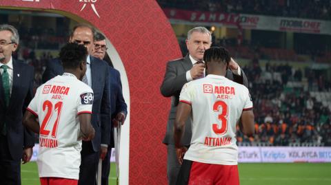 Trendyol Muhteşem Lig'e Yükselen Arca Çorum FK, Kupasını Aldı 10 trendyol muhtesem lige yukselen arca corum fk kupasini aldi 8 25Ff8hVk