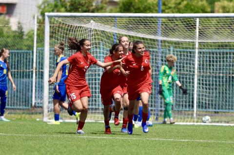 u16 kiz ulusal ekibimiz ukraynaya penaltilarla 7 5 kaybetti 5 WnM1N996