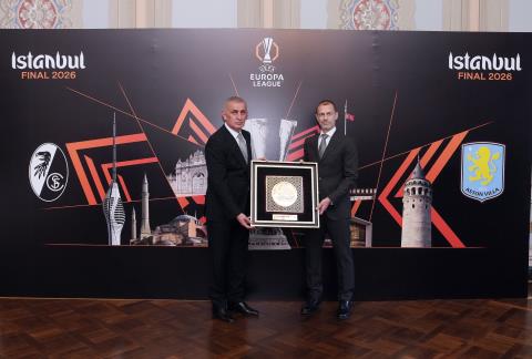 uefa avrupa ligi finali gala yemegi duzenlendi 0 yysrR52N