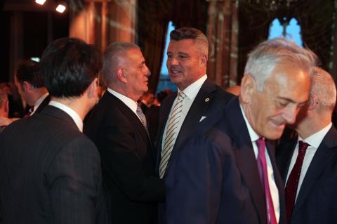 UEFA Avrupa Ligi Finali Gala Yemeği Düzenlendi 37 uefa avrupa ligi finali gala yemegi duzenlendi 35 MBIrFKC8