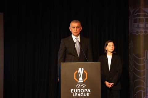 UEFA Avrupa Ligi Finali Gala Yemeği Düzenlendi 38 uefa avrupa ligi finali gala yemegi duzenlendi 36 yaqKtYU1