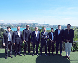 uefa ve tff heyetleri istanbulda bir ortaya geldi 0 m9yHBsld