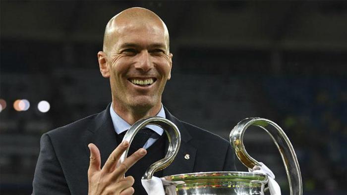 Zinedine Zidane için birinci adım! Beşiktaş, Fransız efsane için harekete geçiyor 4 zinedine zidane icin birinci adim besiktas fransiz efsane icin harekete geciyor 2 D1IStiTi
