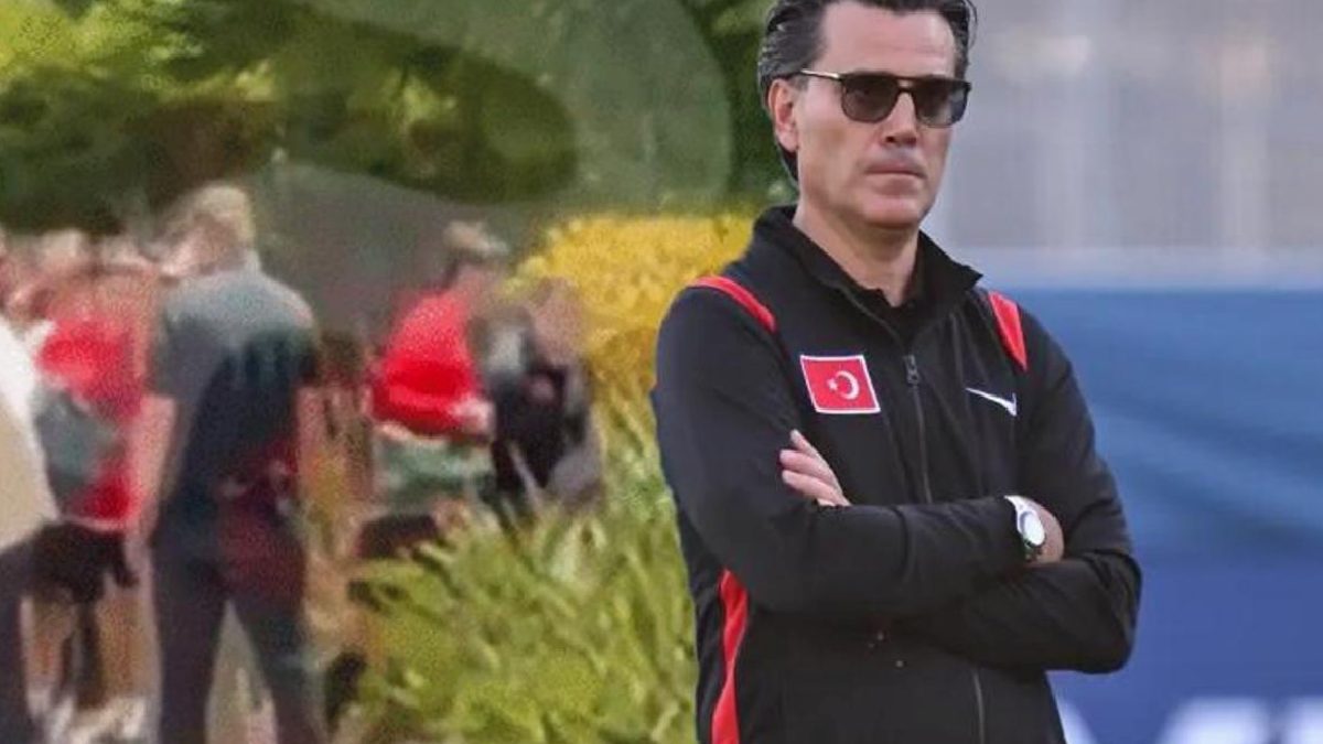 A Ulusal Ekibe Los Angeles'ta taraftardan reaksiyon 'Montella meskenine dön!' 26 a ulusal ekibe los angelesta taraftardan reaksiyon montella meskenine don RI2wcpfs