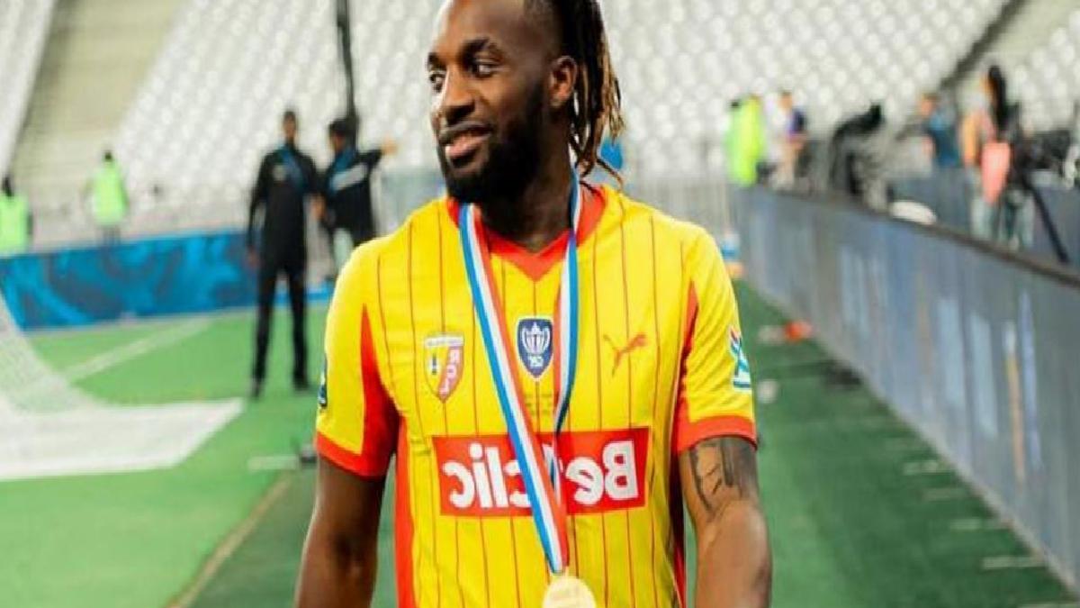 alan saint maximinden surpriz transfer sihhat denetimlerinden gecti RaA1AkiK