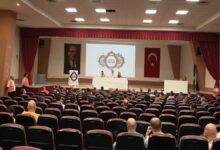 altayda kongre mechullugu suruyor G9uZX8mP
