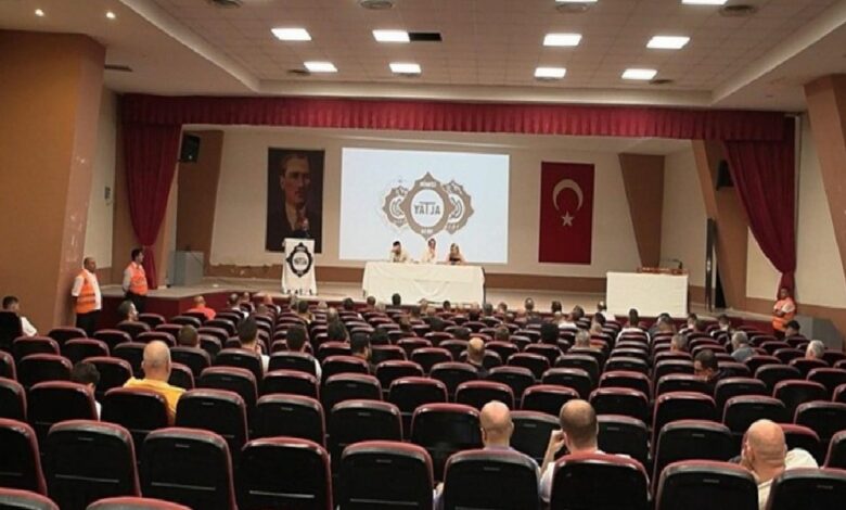 altayda kongre mechullugu suruyor G9uZX8mP