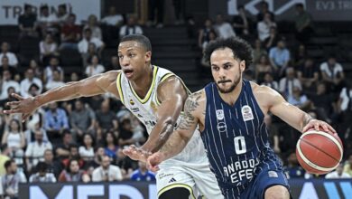 anadolu efes fenerbahce beko karsisinda seriyi 2 1e getirdi YSPYU4eM