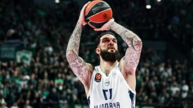 anadolu efes vincent poirier ile yollarini ayirdi IkrvYsEb