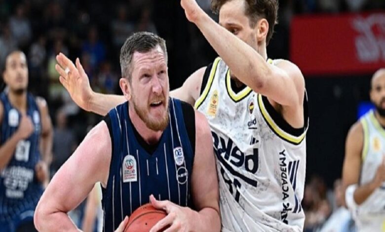 Anadolu Efes'te Rolands Smits ile yollar ayrıldı! 1 anadolu efeste rolands smits ile yollar ayrildi 7QjlwS7p