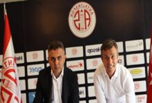 antalyasporda bulent korkmaz donemi UXP1PuKk