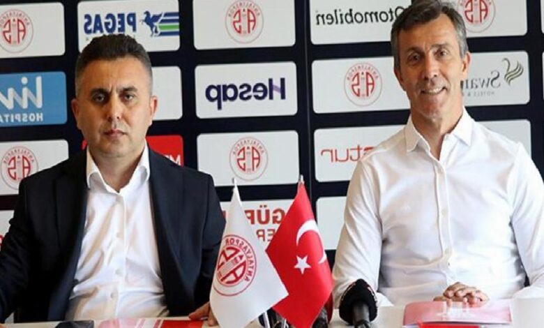 antalyasporun yeni teknik yoneticisi bulent korkmaz oldu iEGGJ584