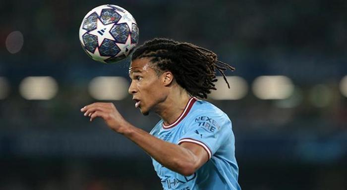 aziz yildirimdan nathan ake surprizi manchester citynin stoperini getiriyor 3 EPbVFXM5