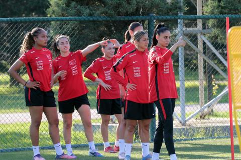 bayan a ulusal kadromuz kirlanda ve malta maclarinin hazirliklarina devam etti 34 RhRvwNGE