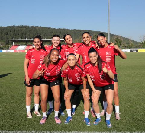 bayan a ulusal kadromuz kirlanda ve malta maclarinin hazirliklarina devam etti 6 KJST8z7s