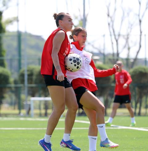 Bayan A Ulusal Kadromuz, Malta Seyahati Öncesi Taktik Çalıştı 31 bayan a ulusal kadromuz malta seyahati oncesi taktik calisti 6 S3aB2dar