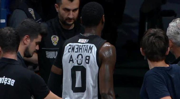 Beşiktaş GAİN'de flaş sakatlık! Yıldız oyuncu hastaneye kaldırıldı 1 besiktas gainde flas sakatlik yildiz oyuncu hastaneye kaldirildi srNscws3