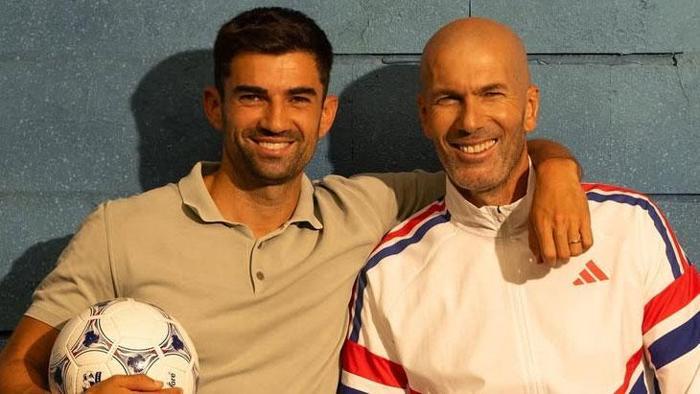 Beşiktaş’ın çılgın planı ortaya çıktı: Zinedine Zidane 4 besiktasin cilgin plani ortaya cikti zinedine zidane 2 7nTYrcbQ