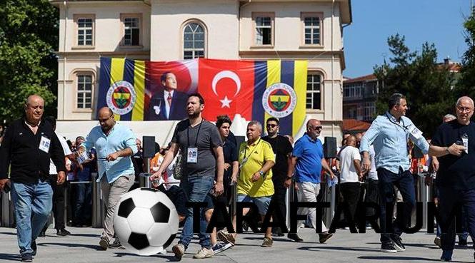 canli fenerbahcede secim gunu aziz yildirim ve hakan safi yarisiyor oy sayimi PTNhkCwd