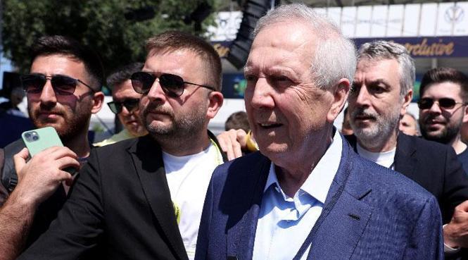 canli fenerbahcede secim gunu aziz yildirim ve hakan safi yarisiyor sandiklar acilmaya WYNvzJUX