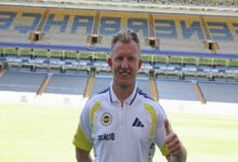 dirk kuyt kimdir dirk kuyt kac yasinda nereli BrKZvWc7