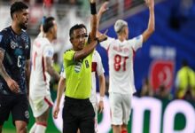 Dünya Kupası'nda yeni format devrede! Türkiye - Paraguay maçında kırmızı kart kararı 17 dunya kupasinda yeni format devrede turkiye paraguay macinda kirmizi kart karari x2FkfvNR