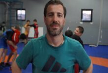 enkaz altindan dunya sampiyonluguna psikolog tavsiyesi ile basladigi gureste dunya sampiyonu oldu Kjami1QF