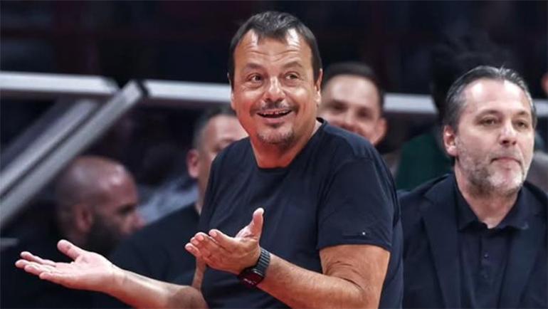 Ergin Ataman masayı yumrukladı toplantıyı terk etti 'Siz Yunanlıların da...' 6 ergin ataman masayi yumrukladi toplantiyi terk etti siz yunanlilarin da 4 iLU11EZm