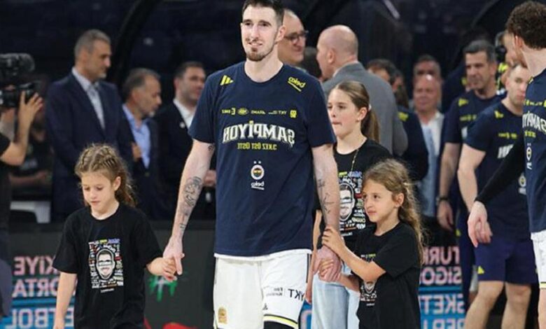 Fenerbahçe Beko'da ayrılık; Nando De Colo basketbolu bıraktı 1 fenerbahce bekoda ayrilik nando de colo basketbolu birakti YRmc18Jh