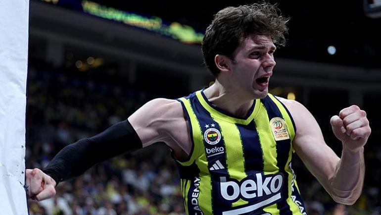 Fenerbahçe Beko'da Tarık Biberovic'in gergin anları 'Aynaya bakıp düşünmek gerek' 4 fenerbahce bekoda tarik biberovicin gergin anlari aynaya bakip dusunmek gerek 2 FDjlH6tI