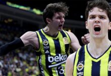 Fenerbahçe Beko'da Tarık Biberovic'in gergin anları 'Aynaya bakıp düşünmek gerek' 13 fenerbahce bekoda tarik biberovicin gergin anlari aynaya bakip dusunmek gerek CMQjNv9b