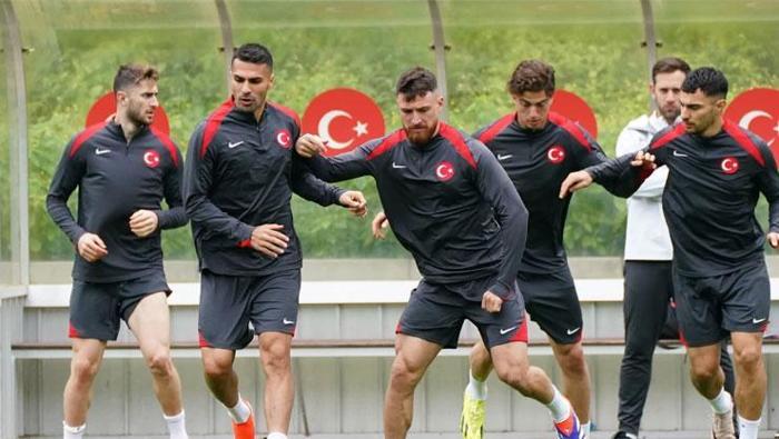 fenerbahce lider adayi hakan safi transferde gaza basti 2 ulusal yildizla mutabakata vardi 2 baCF1P6O