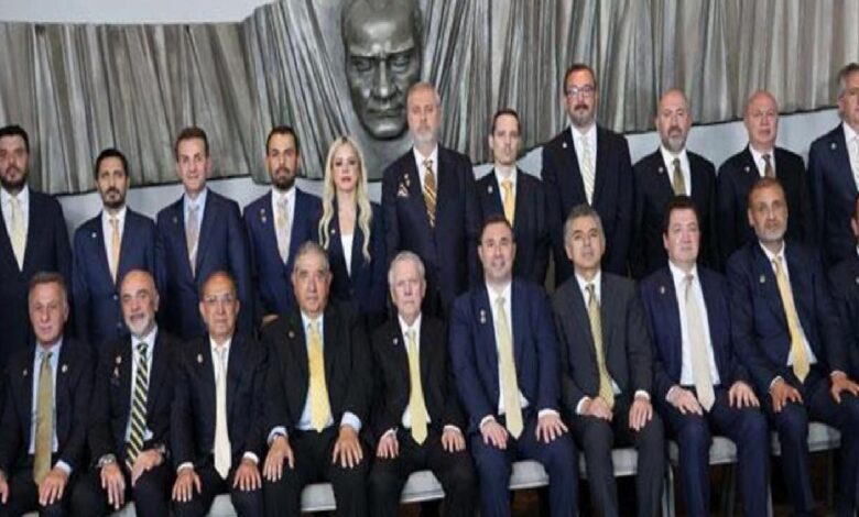 Fenerbahçe Yönetim Kurulu ilk toplantısını yaptı, Nihat Özbağı müjdeyi verdi 1 fenerbahce yonetim kurulu ilk toplantisini yapti nihat ozbagi mujdeyi verdi QpnfvihT