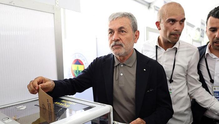 Fenerbahçe'de Aykut Kocaman oyunu kullandı, reaksiyon gösterdi! 'Son derece rahatsızım' 9 fenerbahcede aykut kocaman oyunu kullandi reaksiyon gosterdi son derece rahatsizim 3