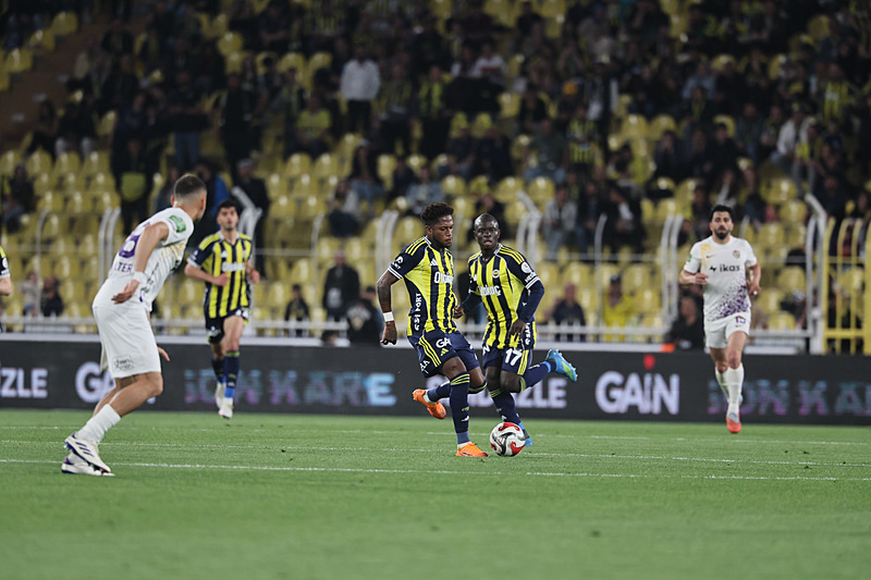 Fenerbahçe'de Fred'den flaş transfer açıklaması! O haberlere yanıt verdi ve... 8 fenerbahcede fredden flas transfer aciklamasi o haberlere yanit verdi ve 6 vFl5l2zn