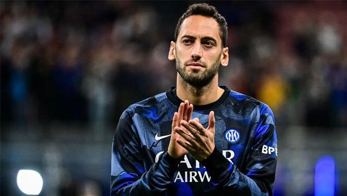 fenerbahcede hakan safiden gece yarisi transfer bombasi hakan calhanoglunun menajeri de acikladi 4 8lIEkutF