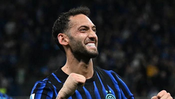 fenerbahcede hakan safiden gece yarisi transfer bombasi hakan calhanoglunun menajeri de acikladi 5 QSEBKBlB