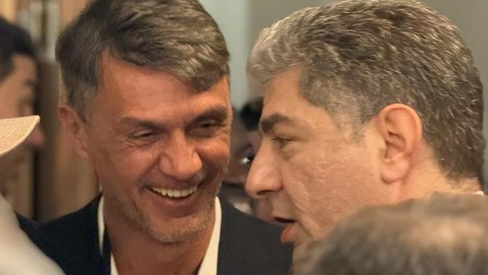 fenerbahcede maldini yeniden hakan safiyi yalniz birakmadi locasinda yerini aldi 5 ILviFhOL