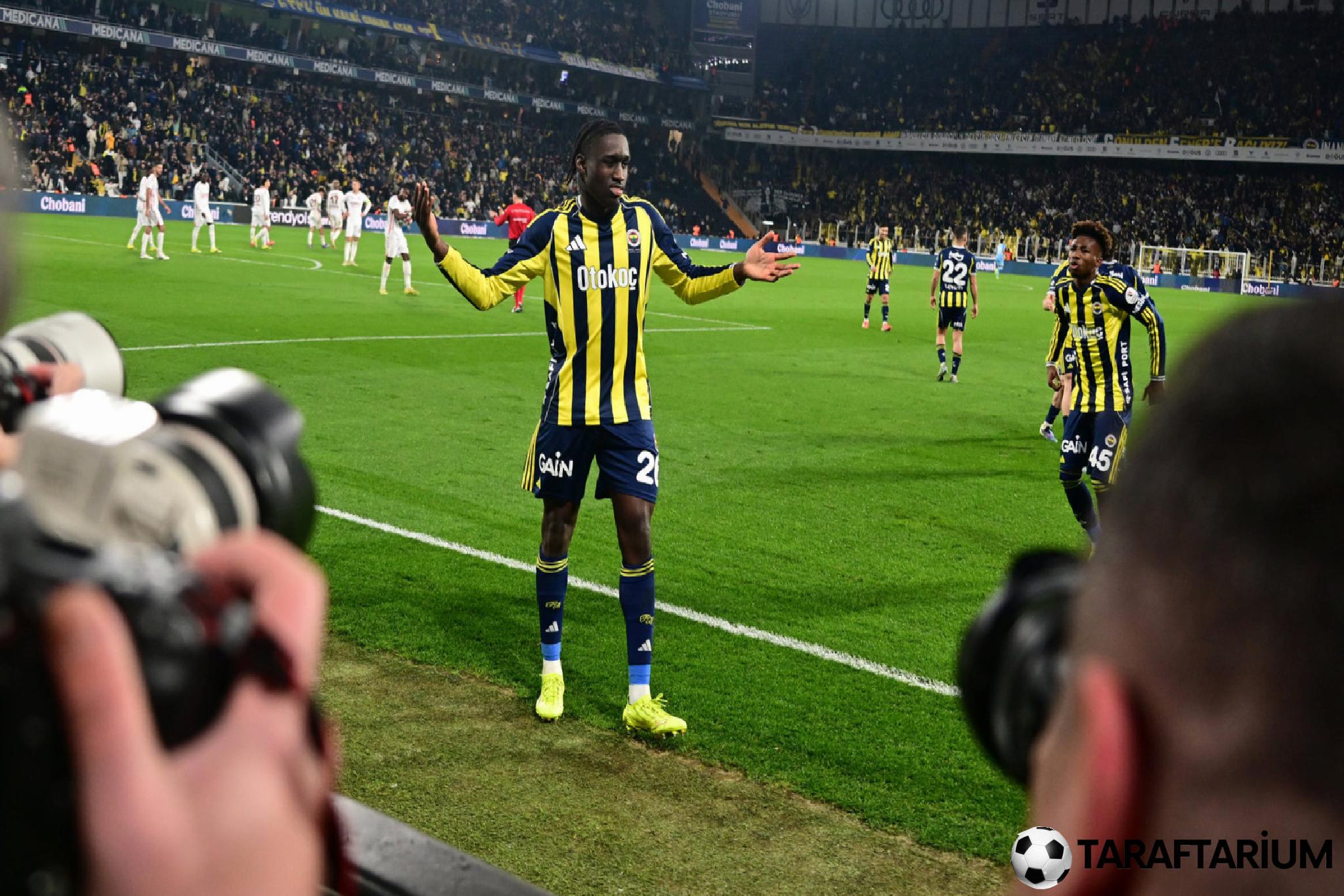 fenerbahcede sidiki cherif hareketliligi 6 kulup transferde siraya girdi 6 ZyPdspej