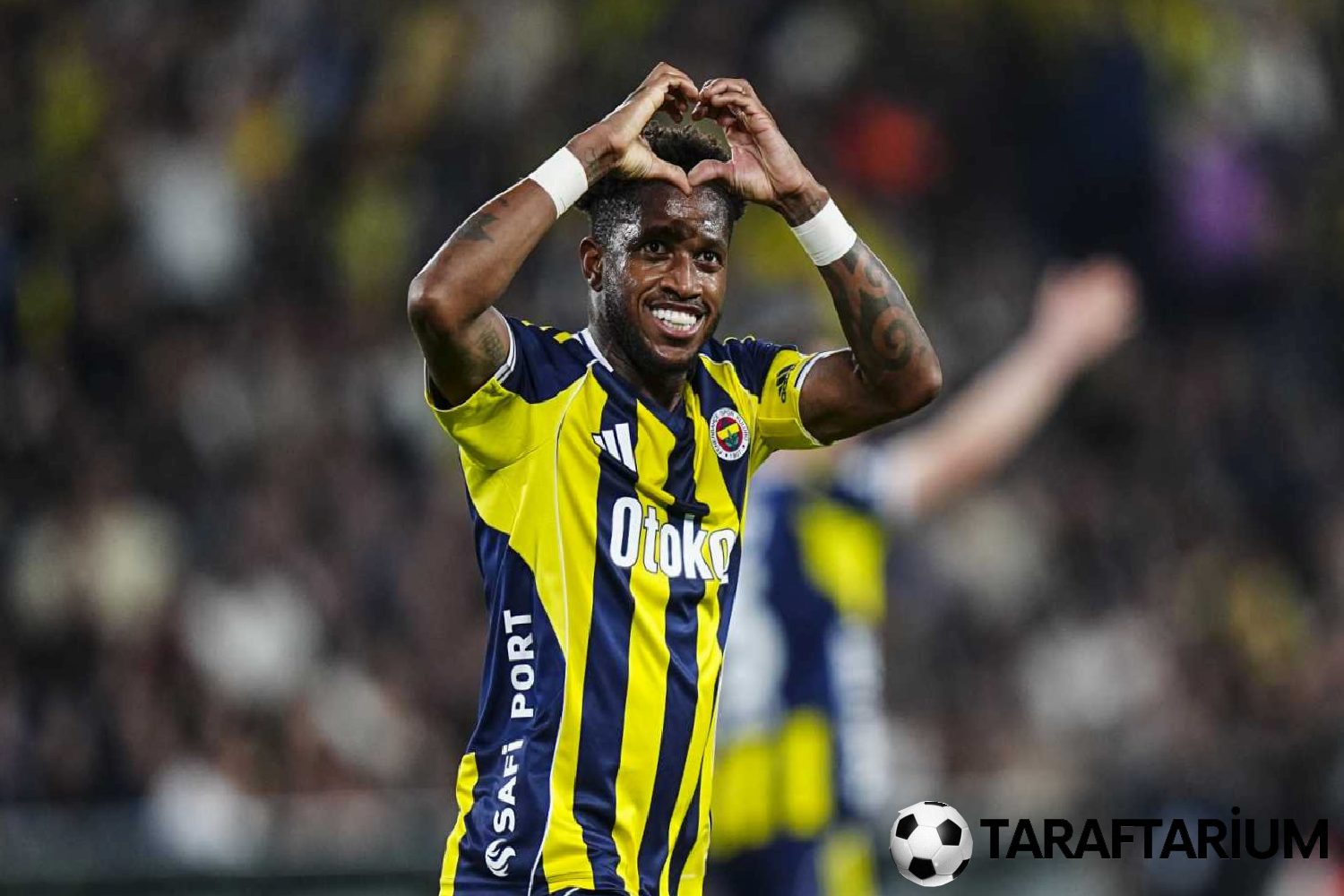 fenerbahcede yildiz isim o tarihte imzayi atacak ayrilik plani 10 6Saum7n7