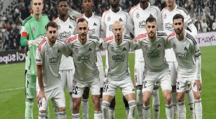 Fenerbahçe'den flaş hamle! Beşiktaş'ın eski yıldız için harekete geçildi 1 fenerbahceden flas hamle besiktasin eski yildiz icin harekete gecildi C8KtFFgl