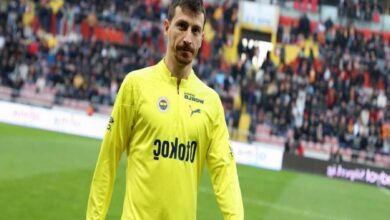 Fenerbahçe'den Mert Hakan Yandaş kararı! Yeni mukavele... 14 fenerbahceden mert hakan yandas karari yeni mukavele zAHlVHMc