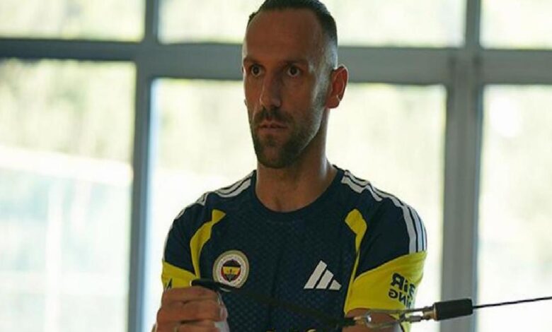 Fenerbahçe'nin yeni golcüsü Vedat Muriqi çalışmalara başladı! 1 fenerbahcenin yeni golcusu vedat muriqi calismalara basladi tG9gpbnR