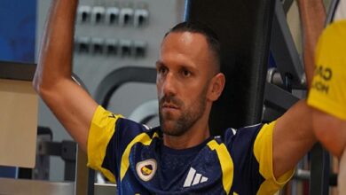 fenerbahcenin yeni transferi vedat muriqi calismalara basladi 1KYwiRbY