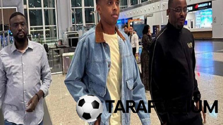FIFA'dan Somalili hakem Artan'a tarihi jest; tüm maaşı ödenecek 2 fifadan somalili hakem artana tarihi jest tum maasi odenecek 0 D15AfSkr