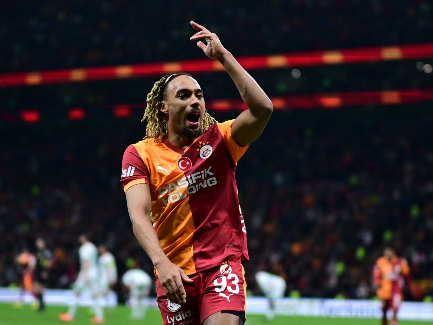 galatasaray haberi sacha boeynin kaderi singonun elinde transferde domino etkisi 5 YRS6eM9t